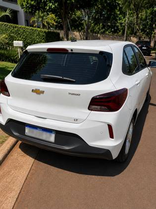 CHEVROLET ONIX 1.0 TURBO FLEX PLUS LT AUTOMÁTICO CHEVROLET ONIX 1.0 TURBO FLEX PLUS LT AUTOMÁTICO